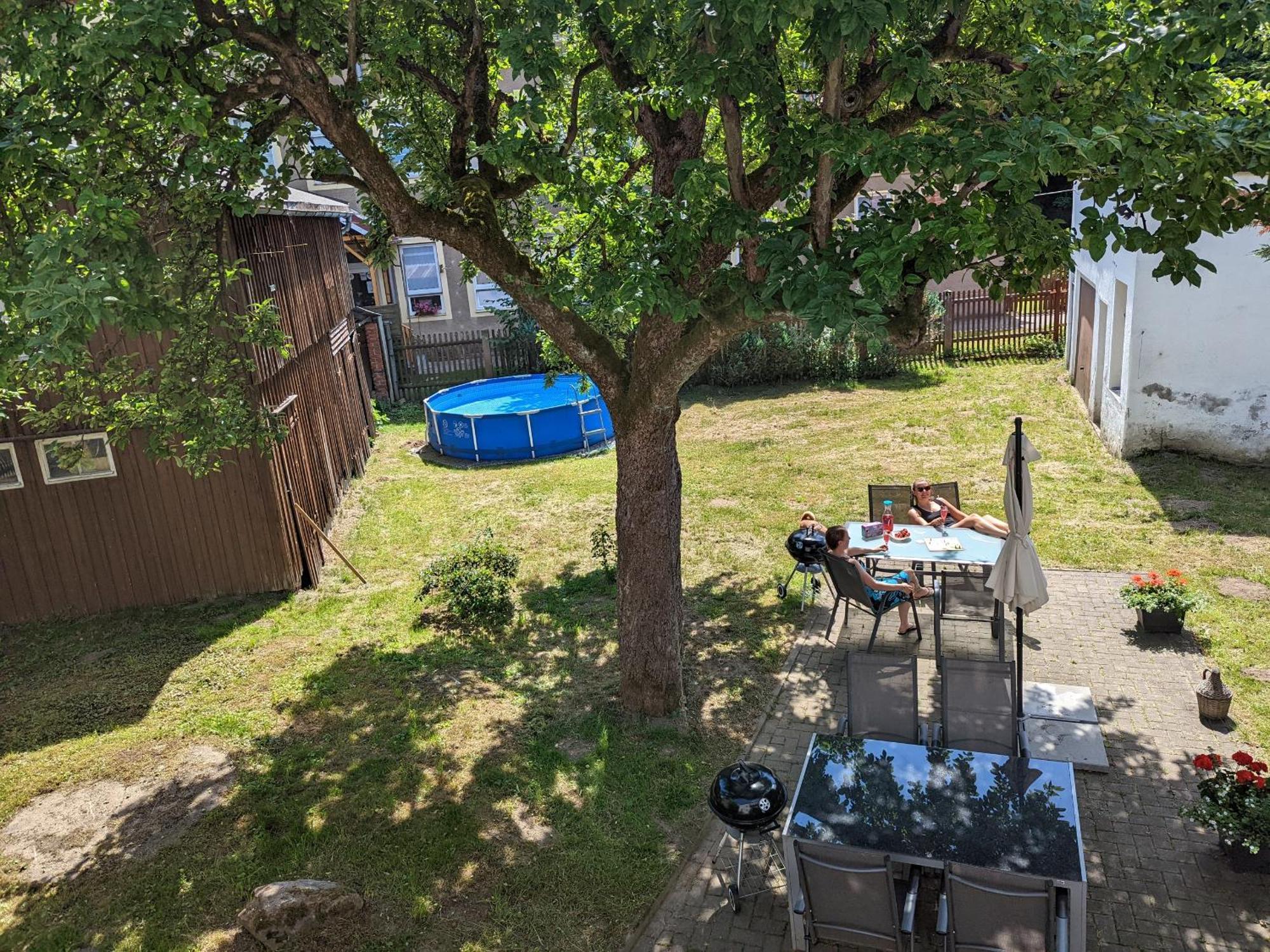 Helle gemütliche Wohnung mit Terrasse und Pool - H2 Sebnitz Exterior foto